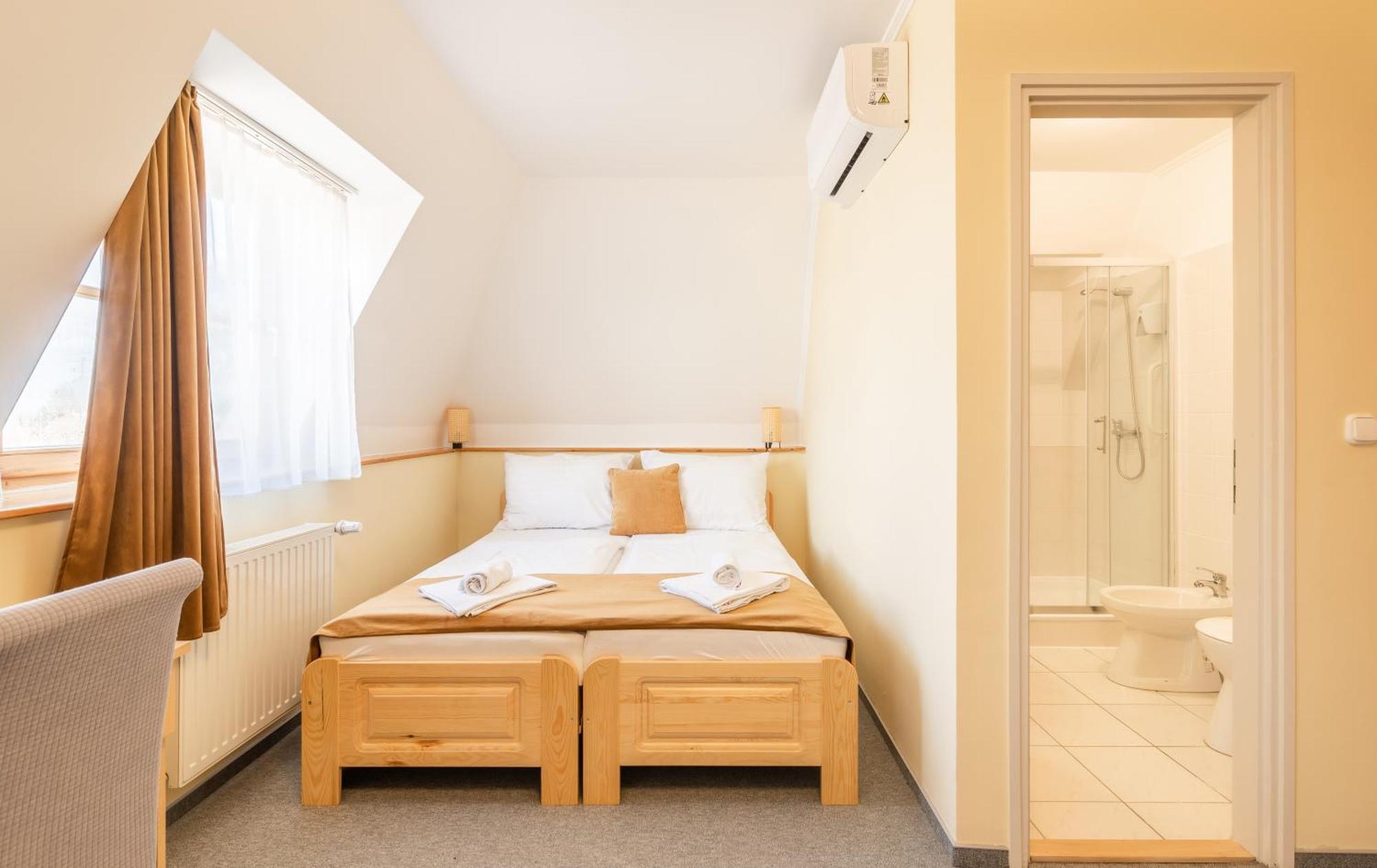 Halászi Regia Panzio B&B 외부 사진