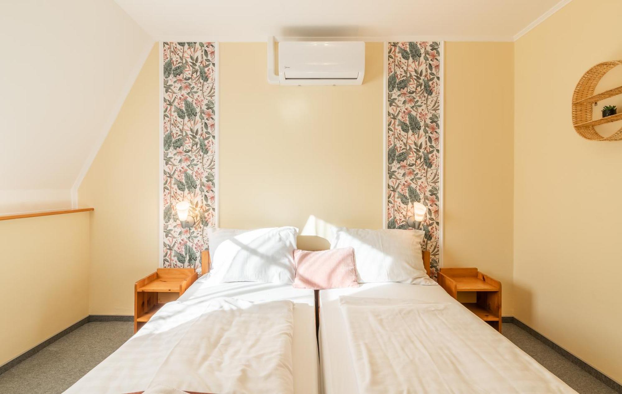 Halászi Regia Panzio B&B 외부 사진