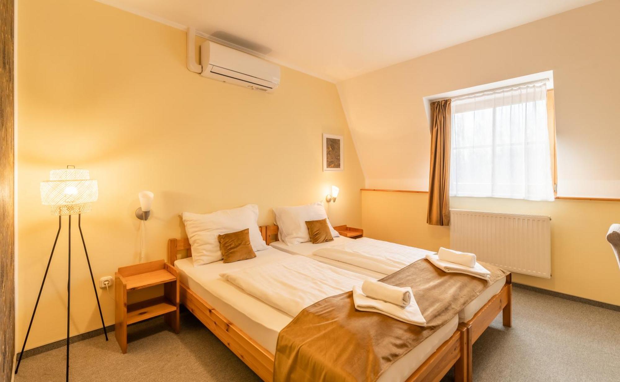 Halászi Regia Panzio B&B 외부 사진