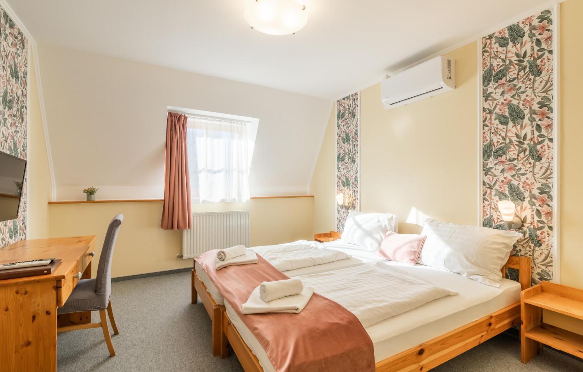 Halászi Regia Panzio B&B 외부 사진
