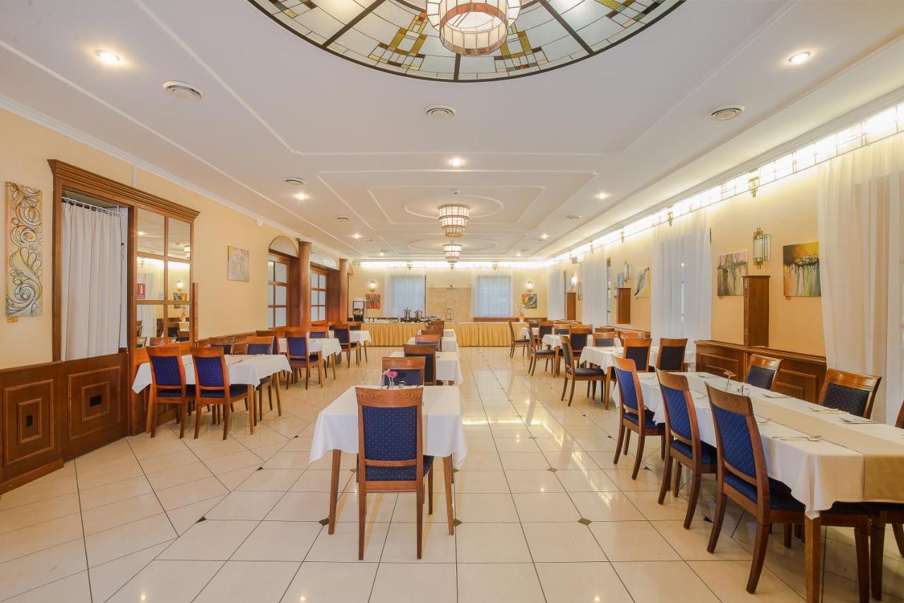 Halászi Regia Panzio B&B 외부 사진
