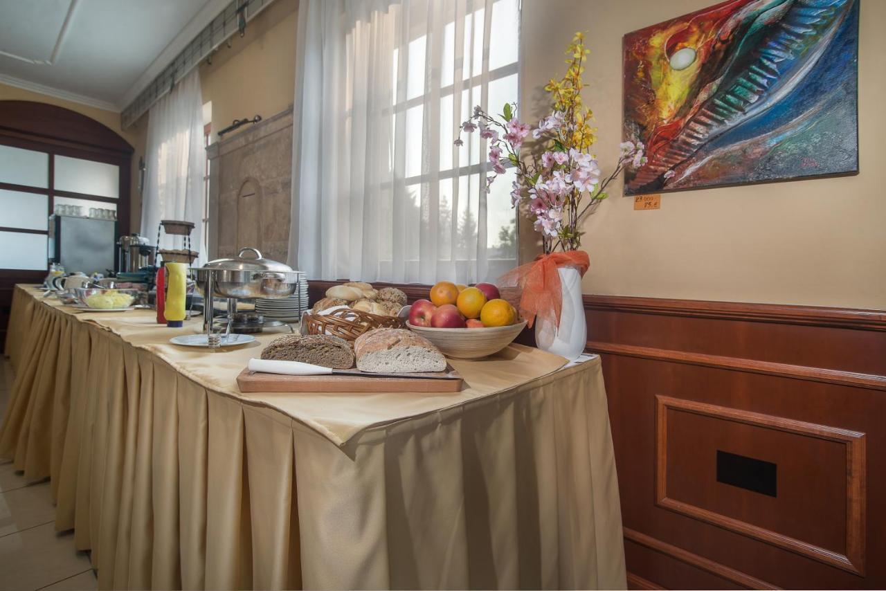 Halászi Regia Panzio B&B 외부 사진